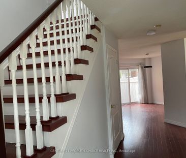 Condo Townhouse For Lease | W8119066 - Photo 1