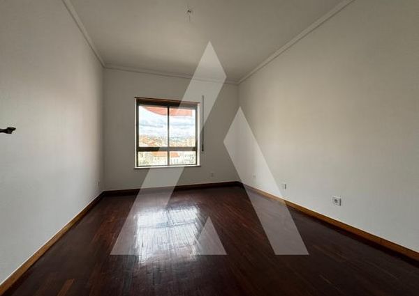 Apartamento T3 em Coimbra