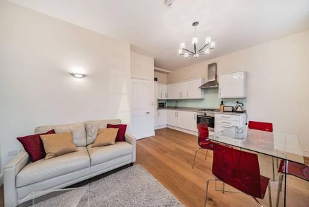 1 bedroom flat to rent - Photo 2