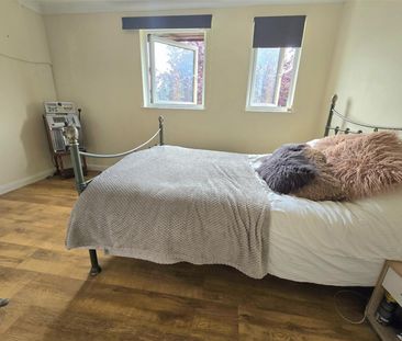 Greenside, Ingleby Barwick, Stockton-On-Tees - Photo 3