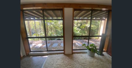 Renovated ground floor studio - Photo 4