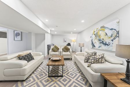 For Lease - 18 Wolmsley Crescent, Meadowlands - Crestview and Area, Ontario - Photo 5