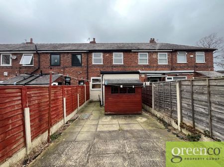 Lumb Lane, Droylsden, Tameside, M43 - Photo 2