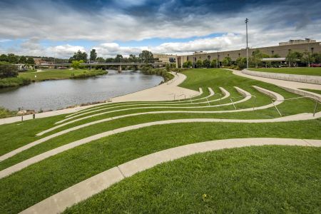 Fantastic Location - Photo 5