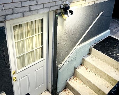 For Lease - 85 Cloverdale Drive, Brampton, Ontario - Photo 4