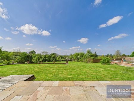 5 bedroom detached house to rent - Photo 5