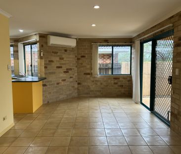 Three Bedroom House in Alstonville - Photo 4