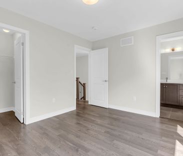 For Lease - 45 Folcroft Street, Brampton, Ontario - Photo 6