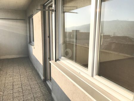 ZENTRAL, GROSSZÜGIG, MIT BALKON - Photo 4