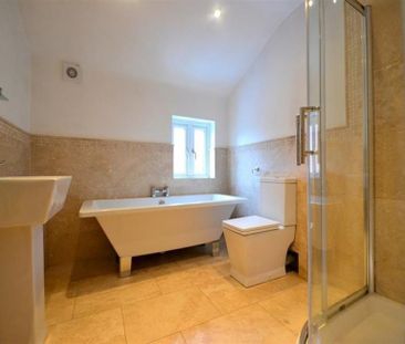 2 Bedroom Terraced To Let - Photo 6
