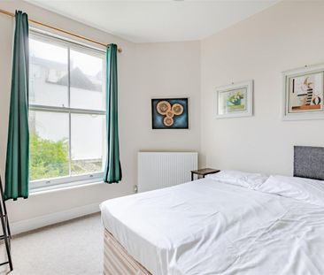 First Avenue, Hove - Photo 3