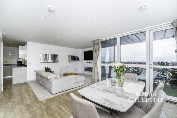 3 bedroom flat to rent - Photo 1