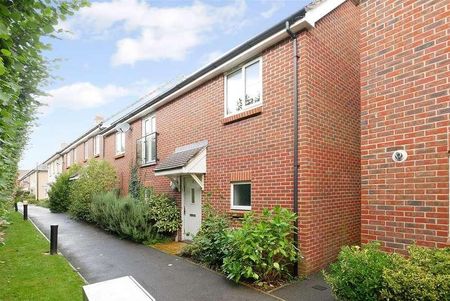 Fraser Row, Fishbourne, PO18 - Photo 5