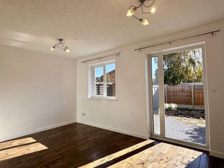 1 bedroom semi-detached house to rent - Photo 4