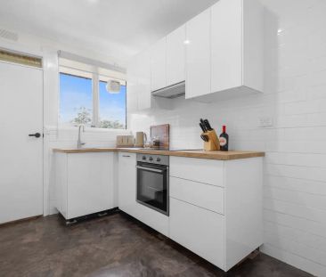 “Spacious Two Bedroom Unit in the Heart of Frankston” - Photo 5