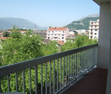 Location Appartement 2 pièces 36m² GRENOBLE 38000 - Photo 6