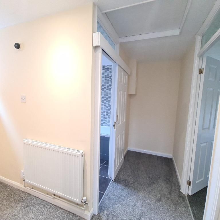 2 bedroom maisonette to rent - Photo 1