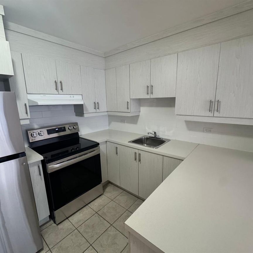 Appartement Montréal-Nord (Montréal) À Louer - Photo 1