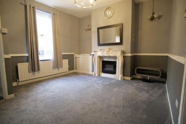 2 bedroom terraced house to rent - Photo 1