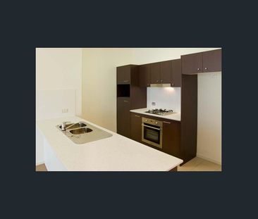 THE RIGHT SIDE IN CHERMSIDE - Photo 1