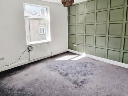 3 bedroom terraced house to rent - Photo 4