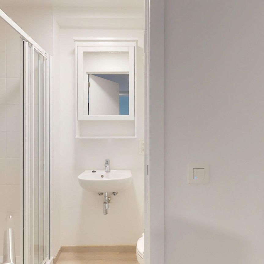 Spacious, furnished student room! - Photo 1