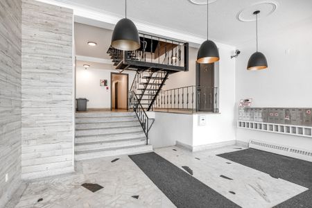 7220 Av. De Chateaubriand, #15 - Photo 4