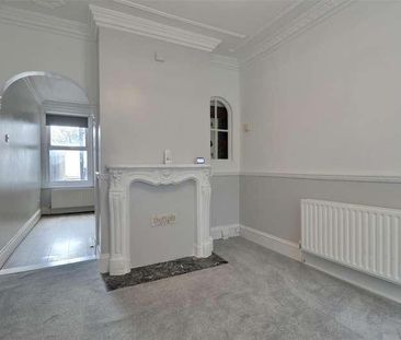 North End Grove, Portsmouth, PO2 - Photo 3