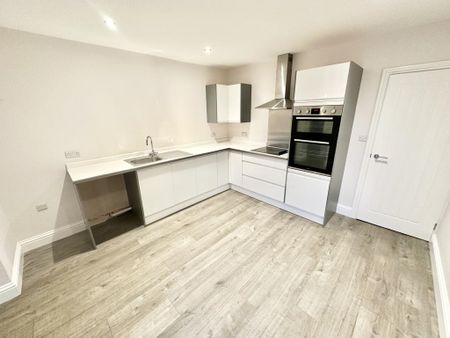 3 bedroom end of terrace house to rent - Photo 5