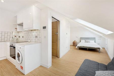 Studio to rent - Photo 3