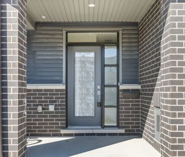 For Lease - 826 Dynasty Street, Orleans - Cumberland and Area, Ontario - Photo 6