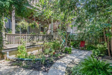 For Lease - 89 Willcocks Street Unit# Bsmnt, Toronto, Ontario - Photo 4