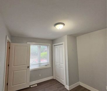 138 Osgoode - Photo 2