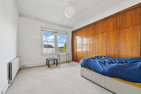 4 bedroom flat to rent - Photo 5
