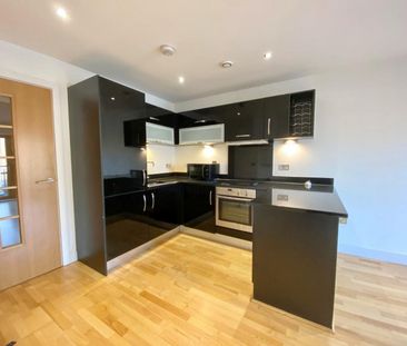 1 bedroom Flat To Let - Photo 6