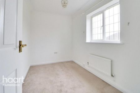 3 bedroom detached house to rent - Photo 5