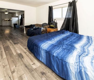 For Lease - 212 Mc Connell Avenue Unit# A (Upper Unit), Cornwall, O... - Photo 5