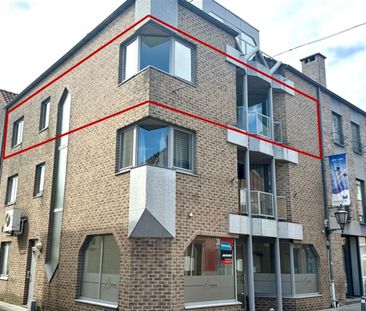 Gerenoveerd 2-slaapkamer appartement met terrasje op een toplocatie... - Photo 2