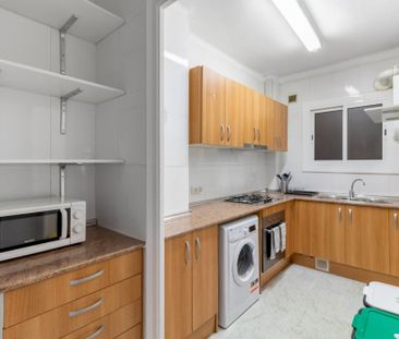 Lovely bright room in Valencia street - Photo 3