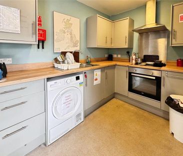 3 bedroom maisonette to rent - Photo 5