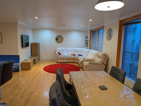 2 Bed Flat, Argyle Street, G2 - Photo 1