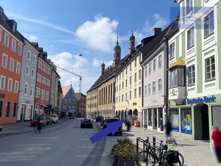 Komplett renovierte 2-Zimmer-Wohnung mit Westbalkon, Lechblick & TG-Stellplatz, direkt im Zentrum - Photo 3