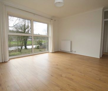 2 bed Flat for rent - Photo 1