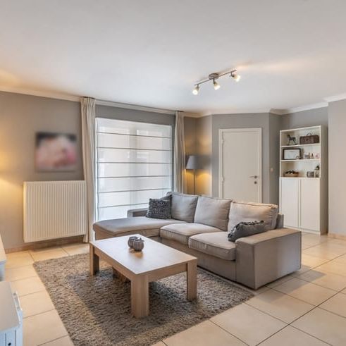 Appartement te huur - Photo 1