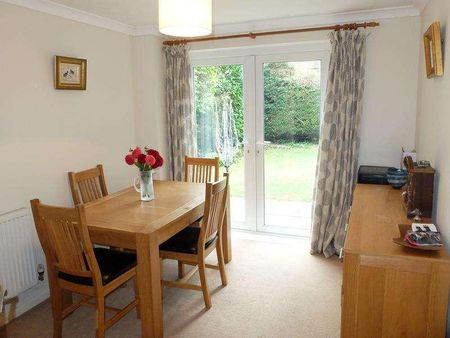 Lambourne Close, Ledbury, Herefordshire, HR8 - Photo 3