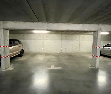 Recent en centraal gelegen app. met 2 slaapkamers, terras en autost... - Photo 6