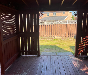 For Lease - 17 Calmist Crescent, Brampton, Ontario - Photo 5