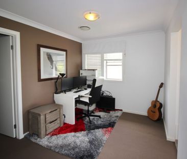 9/8 Angophora Drive, Warabrook - Photo 1