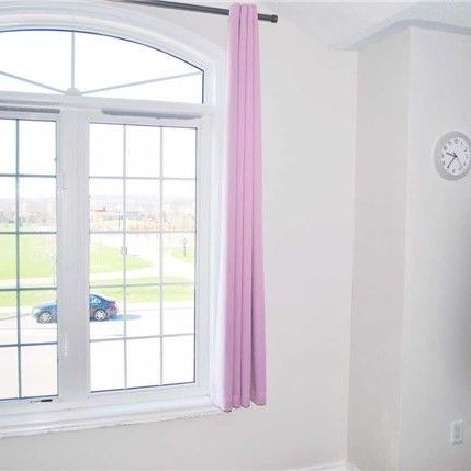 For Lease - 180 Harvest Hills Boulevard, East Gwillimbury, Ontario - Photo 1