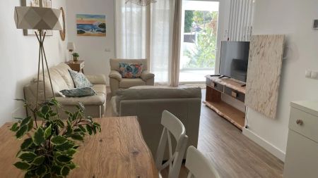 Casa adosada de alquiler en Urbanización Costabella, 311, Costabella - Foto 3